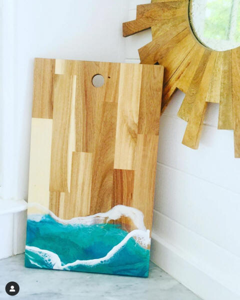Cheeseboard resin art